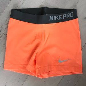 Nike pro spandex hot shorts - S